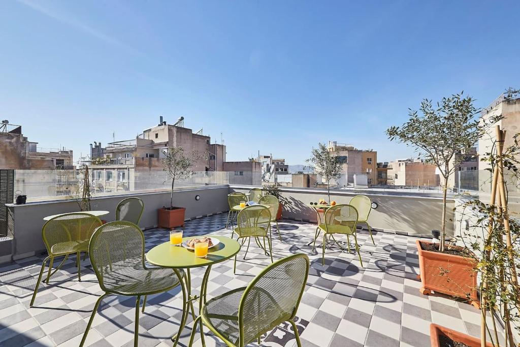 Balkón alebo terasa v ubytovaní Mind-blowing petite studio in the heart of Athens!