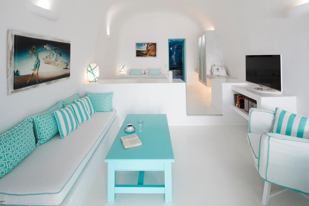 Dreams Luxury Suites - 3