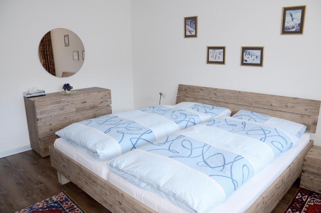 Postel nebo postele na pokoji v ubytování Haus Viktoria A