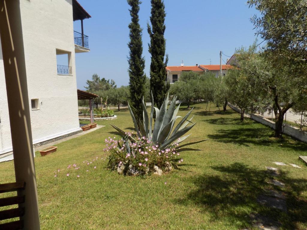 Zahrada ubytování Kiparissis Apartments