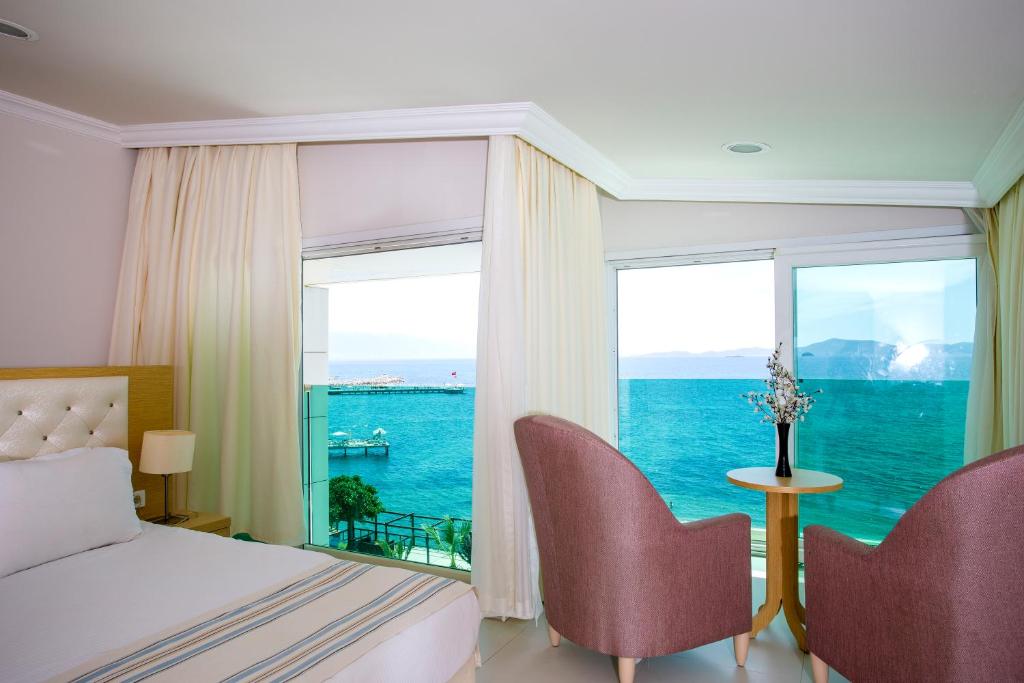 Posezení v ubytování Dragut Point North Hotel - All Inclusive