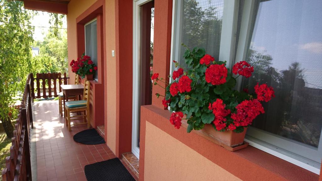 Balkon lub taras w obiekcie Rita Apartman