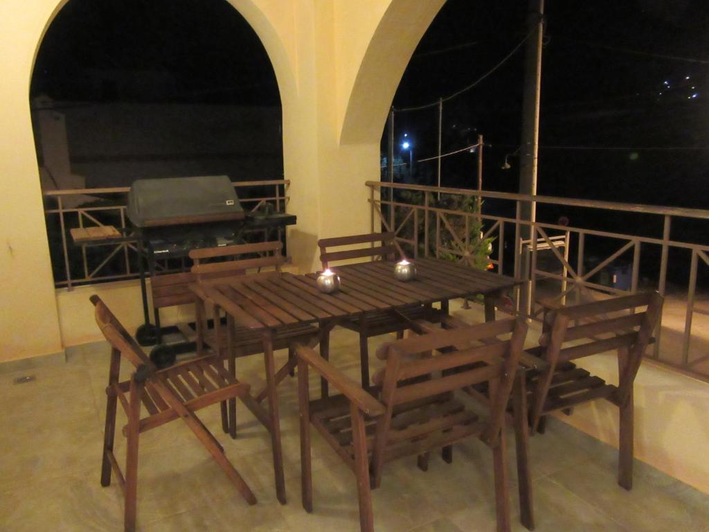 Villa Maria Louiza NEAR AIRPORT - 16