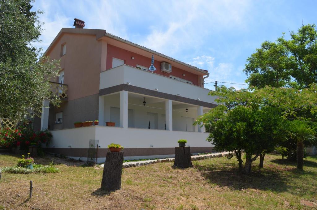 Zahrada ubytování Apartments Alen
