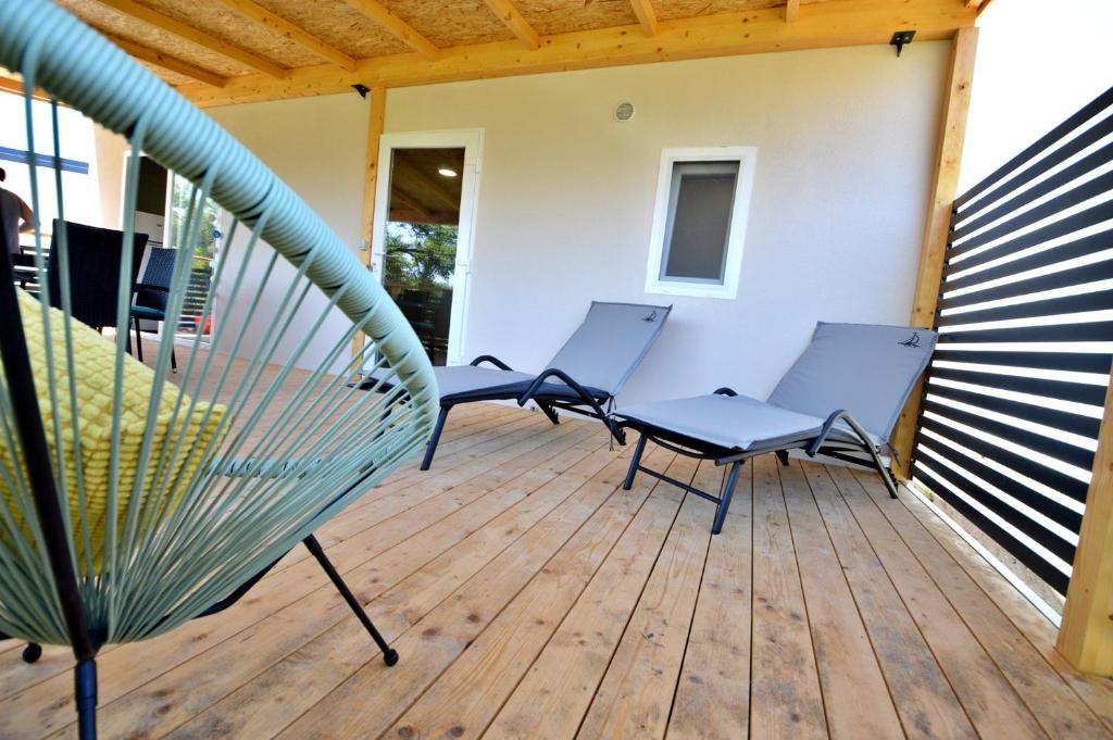 Fotografie z fotogalerie ubytování Mobile home CVITA v destinaci Betina