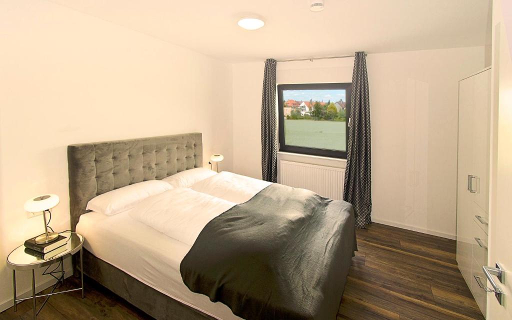 Eco Smart Apartments Nürnberg Süd - Luxe Appartement Met één Slaapkamer Met Balkon Of Terras