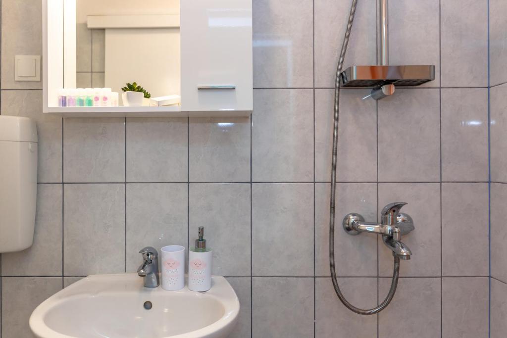 Koupelna v ubytování Apartmani Marko