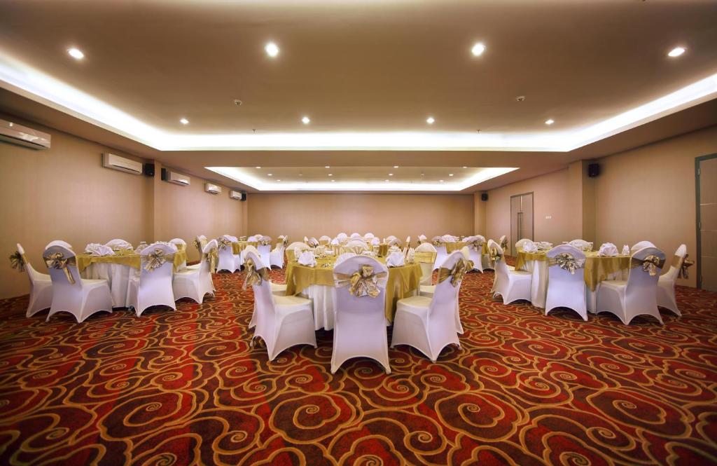Fotografie z fotogalerie ubytování Hotel Neo Candi Simpang Lima - Semarang by ASTON v destinaci Semarang