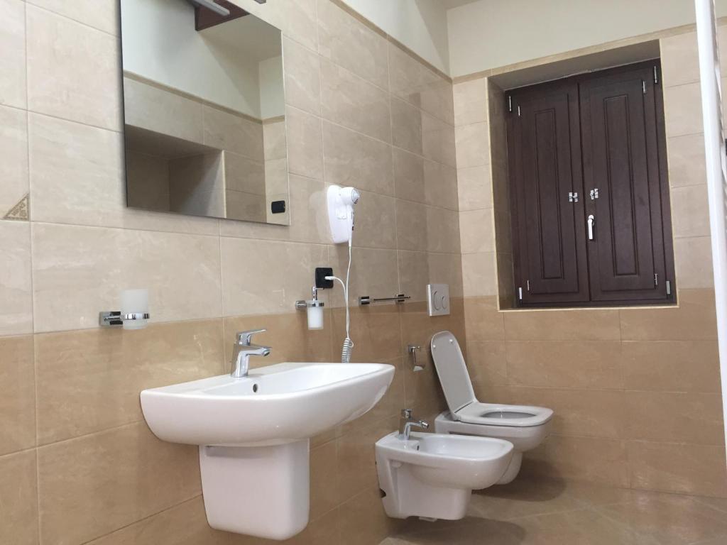 Koupelna v ubytování B&B Duomo Pizzo ApartHotel