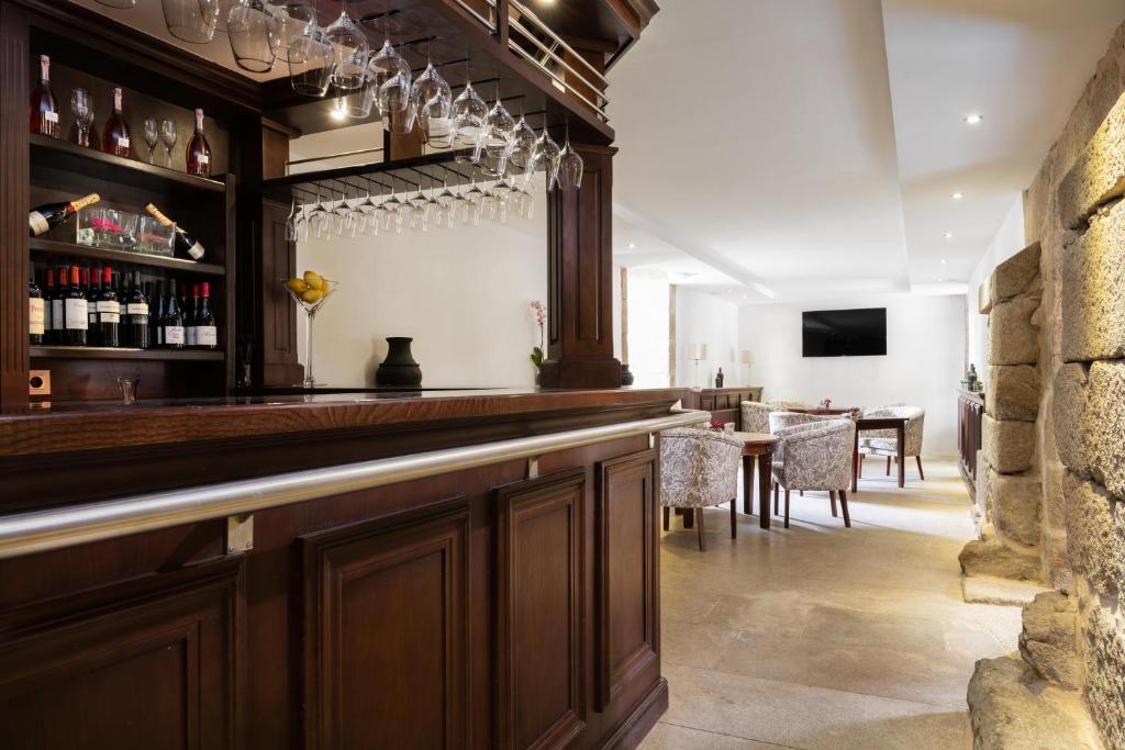 Hol lub bar w obiekcie Áurea Palacio de Sober by Eurostars Hotel Company