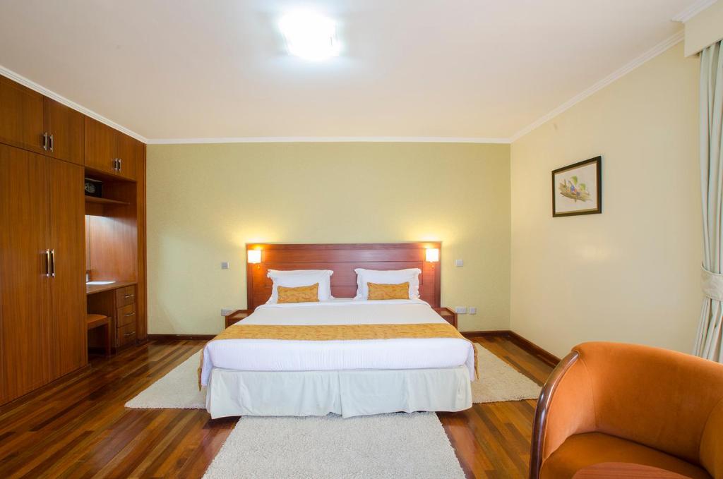 Waridi Paradise Hotel and Suites - 