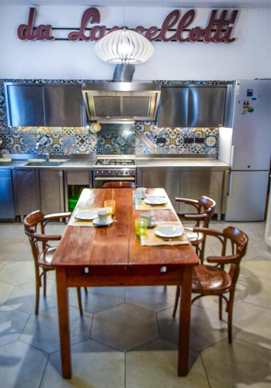 A kitchen or kitchenette at gambisa street