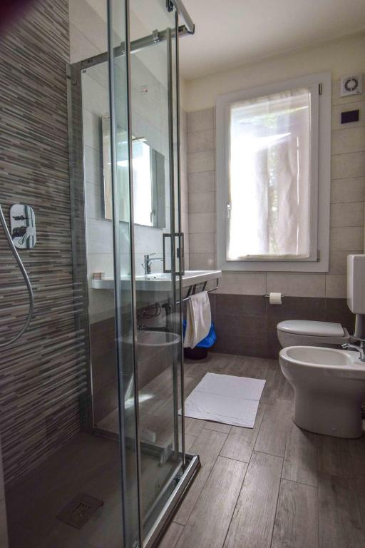 A bathroom at gambisa street