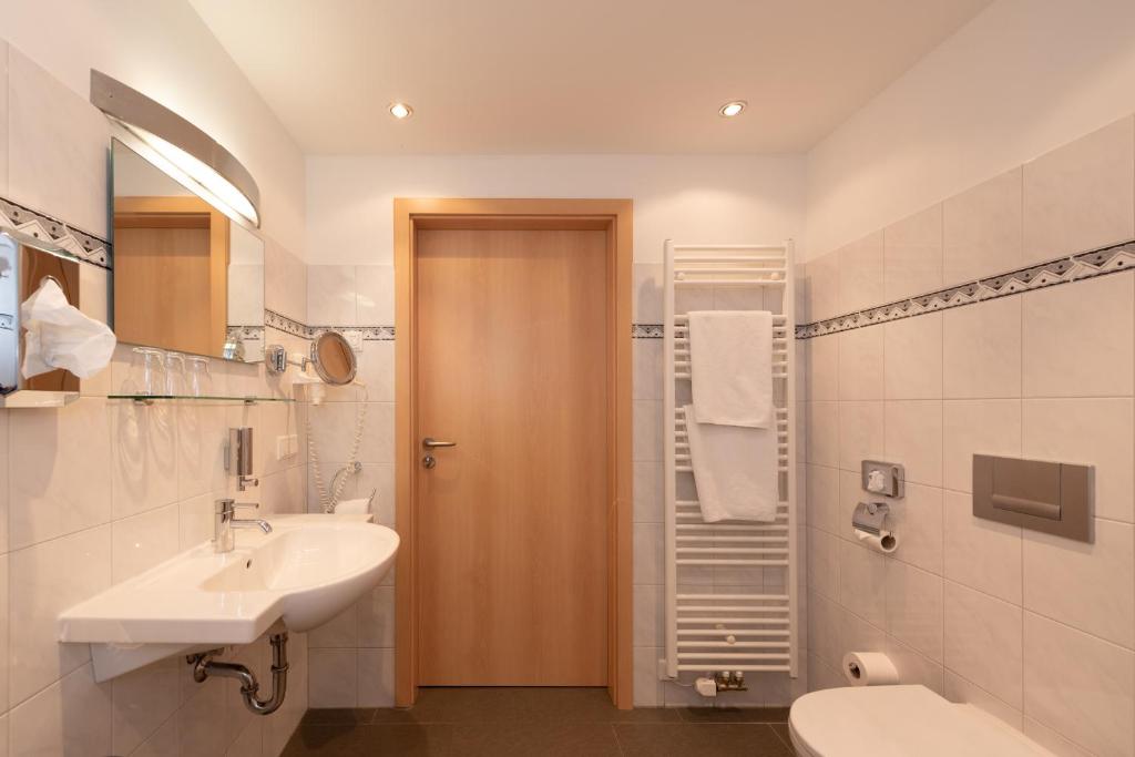 Koupelna v ubytování Hotel Europa