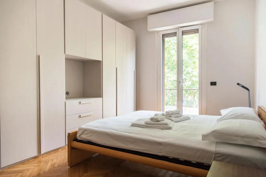 2 Bedrooms Flat near Bocconi, Iulm, Navigli, Milano, Italia