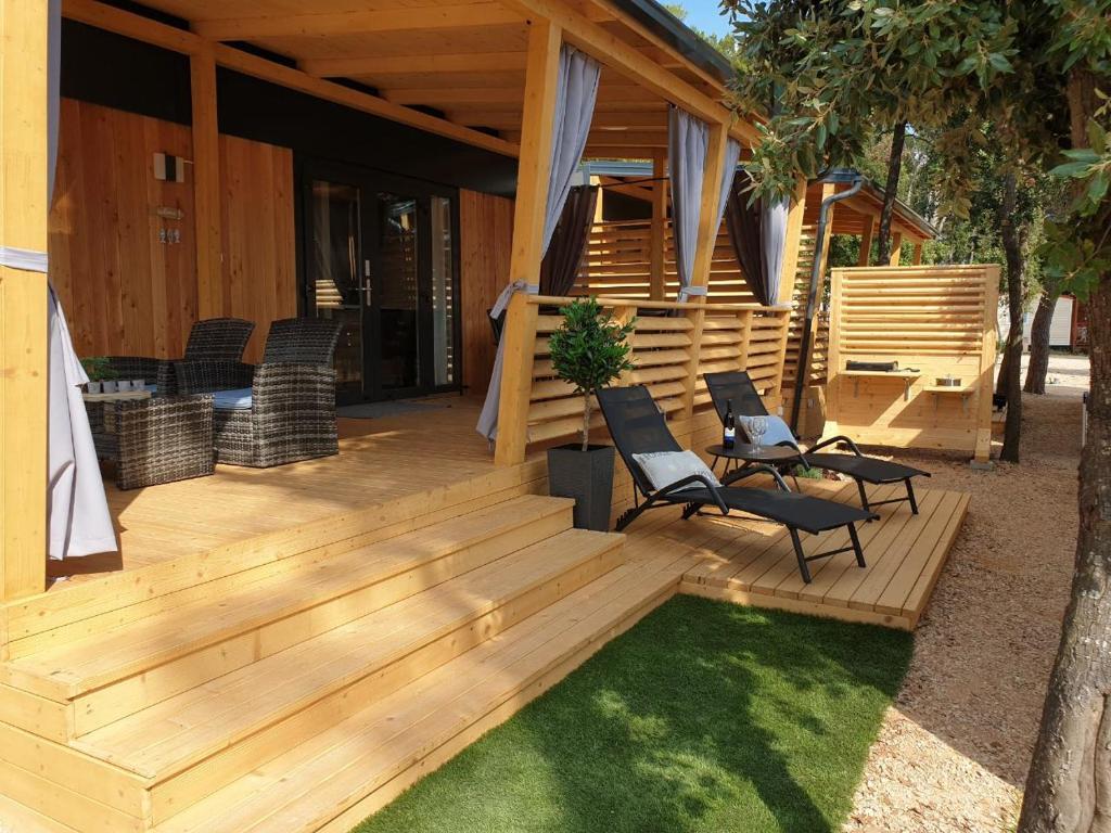 Mobile Home Starfish IV Camp Biograd