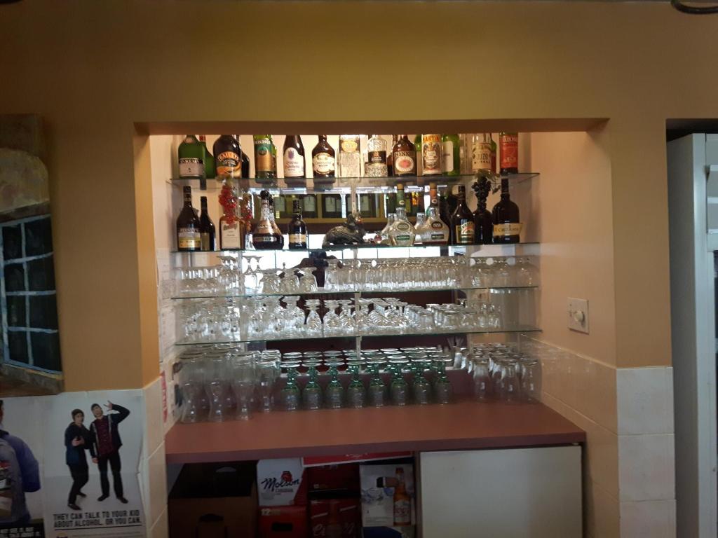 Lounge nebo bar v ubytování Fuller Lake Chemainus Motel