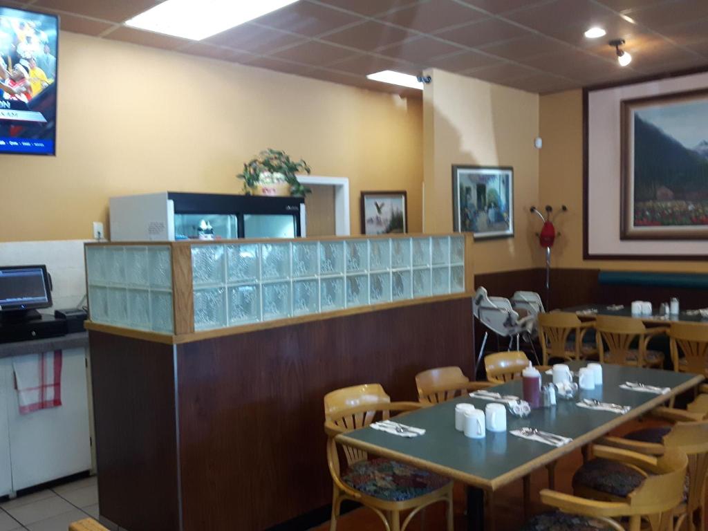 Restaurace v ubytování Fuller Lake Chemainus Motel