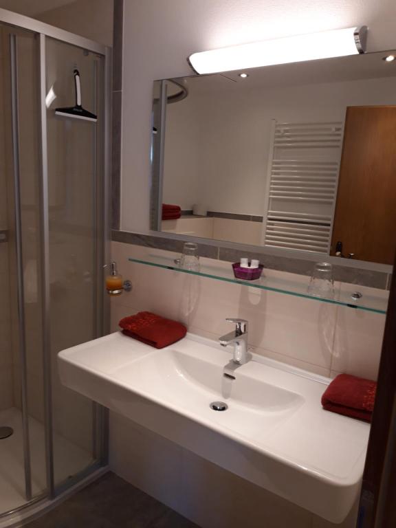 Kúpeľňa v ubytovaní Haus Josef