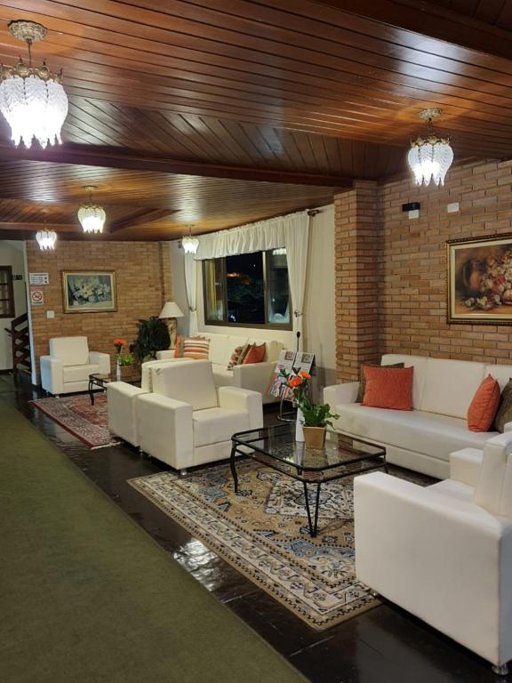  Hotel Portal das Aguas