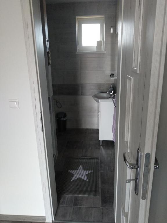 A bathroom at Villa Cuba