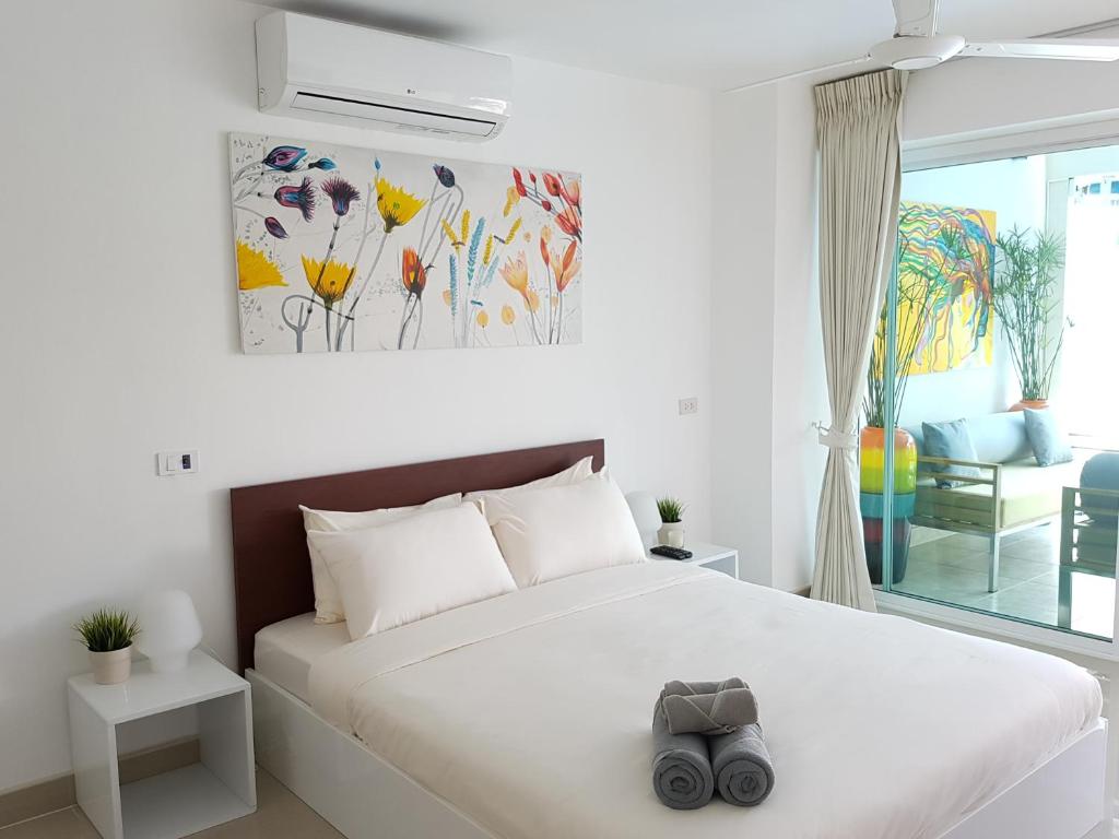 Fotografie z fotogalerie ubytování Cosy 3 Bedroom Duplex w/ Private Pool Near Beach! v destinaci Mae Nam
