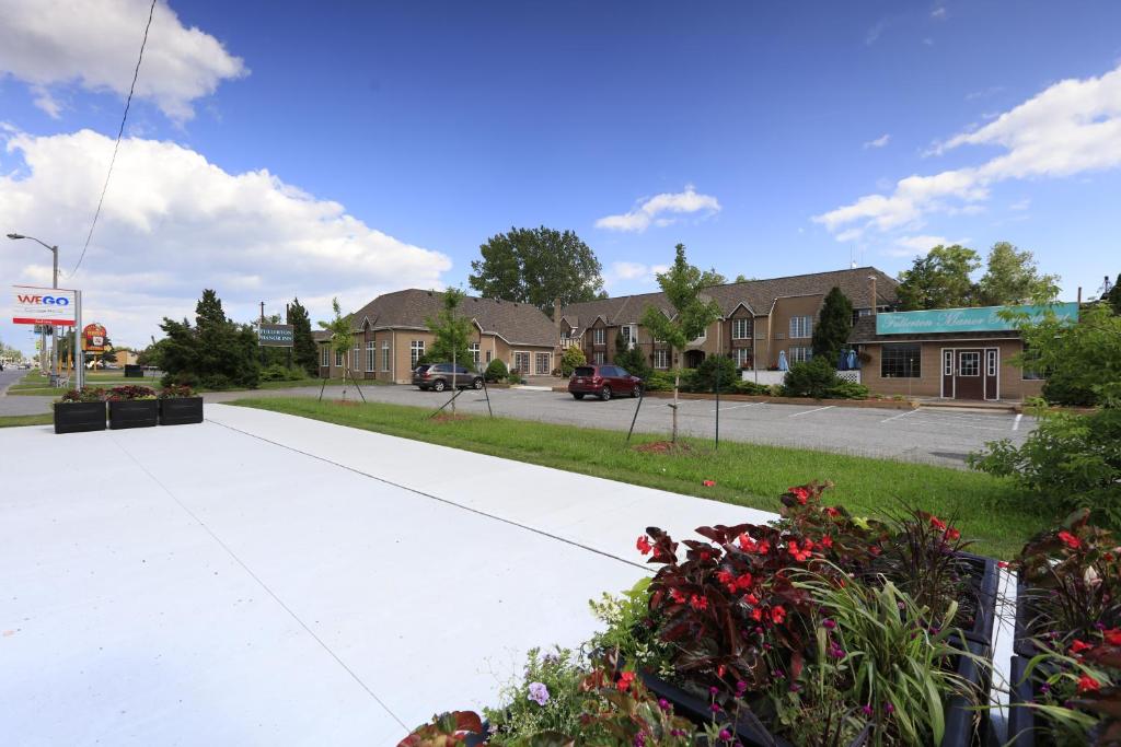 Fullerton Manor Inn - Resim 20