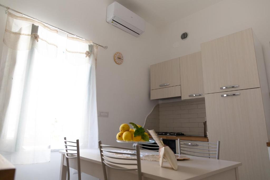 Kuchyňa alebo kuchynka v ubytovaní La Casa di Ninetta Amalfi Coast
