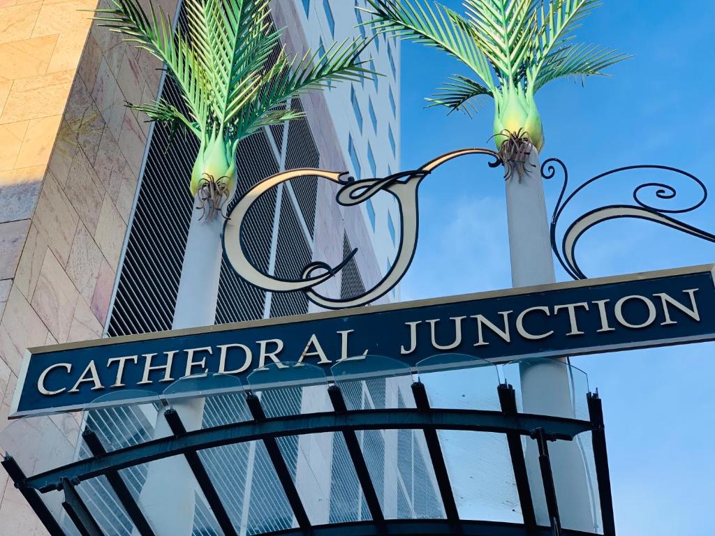 Cathedral Junction Apartments - Resim 22