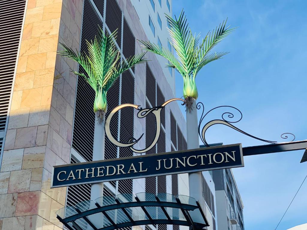 Cathedral Junction Apartments - Resim 21