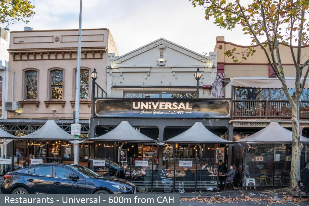 Clocktower Apartment Hotel - Resim 36