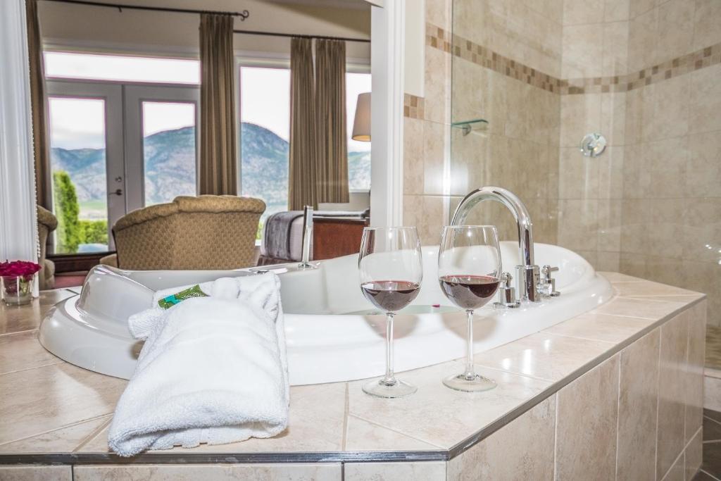 Fotografie z fotogalerie ubytování Shiraz Villa v destinaci Osoyoos