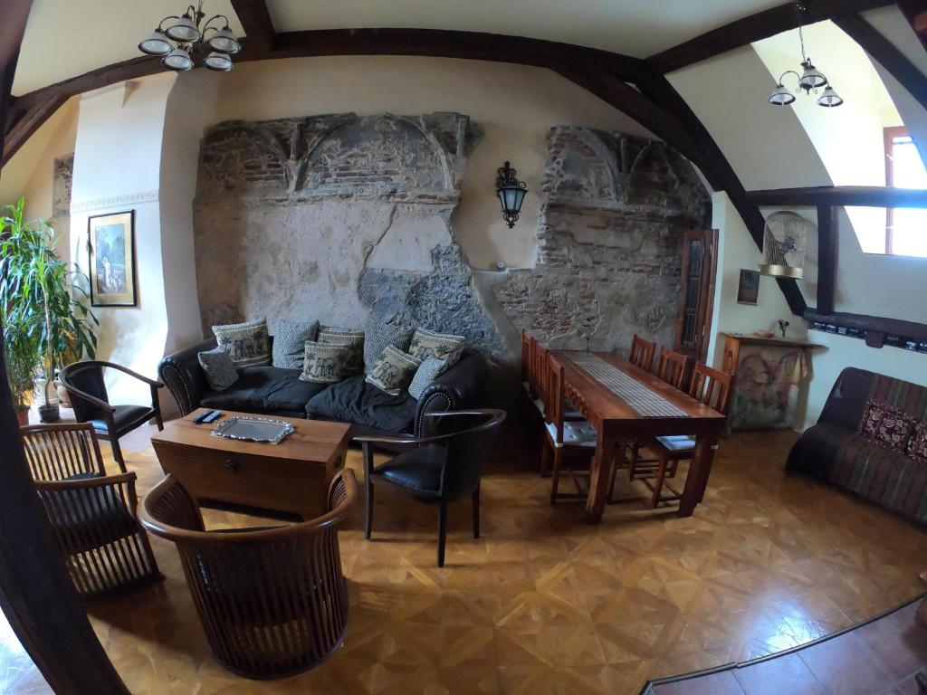 Downtown Apartment - Housity