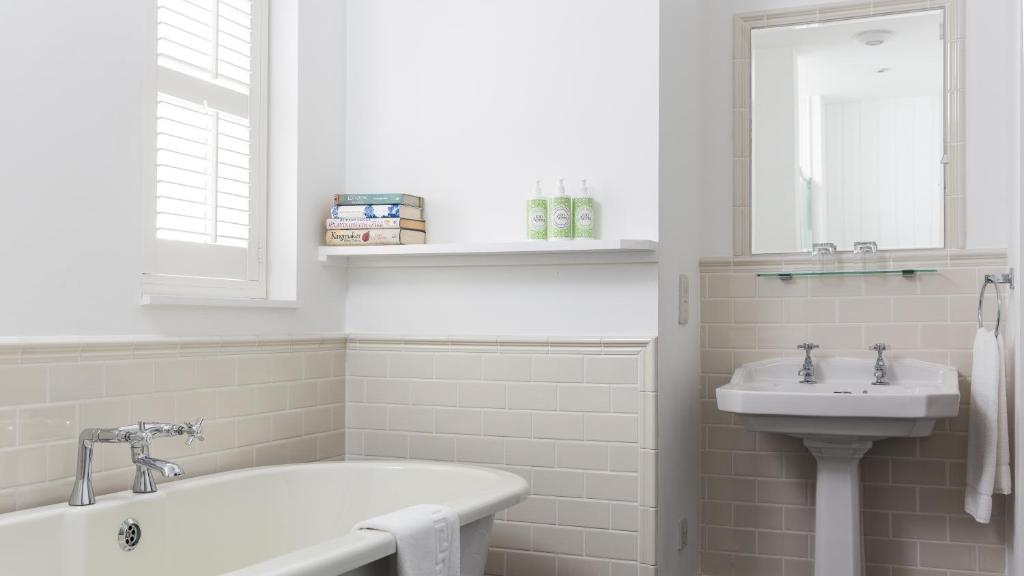 Number 38 Clifton - Resim 15