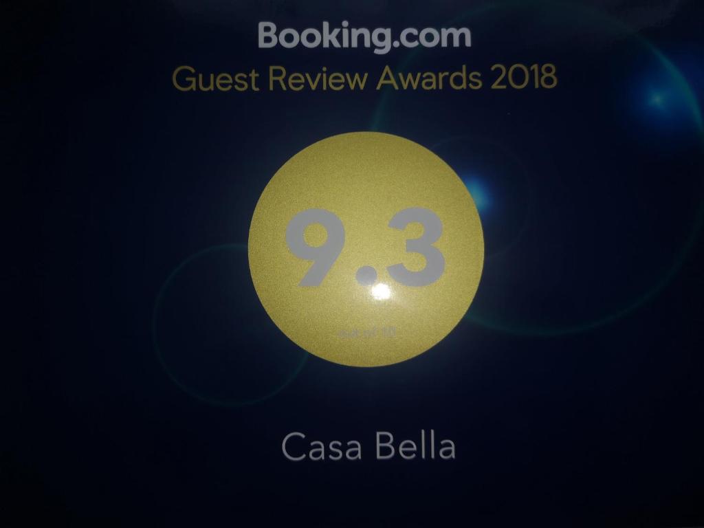 Chứng chỉ, giải thưởng, bảng hiệu hoặc các tài liệu khác trưng bày tại Casa Bella Chis