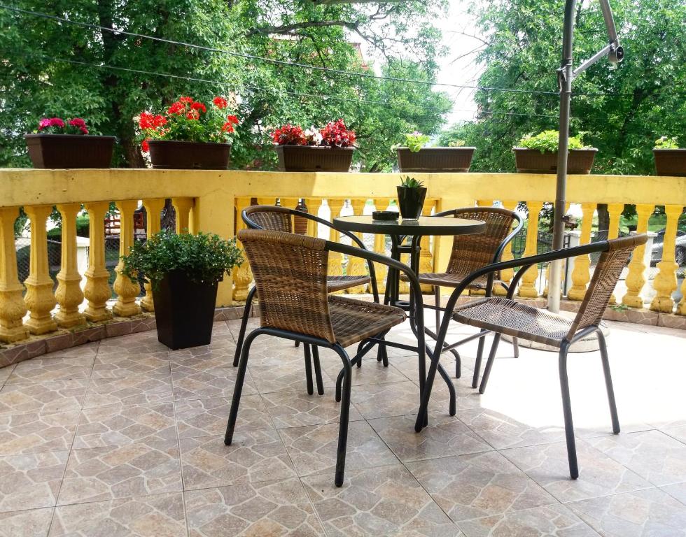 Balkón nebo terasa v ubytování Smeštaj Olivera Niška Banja