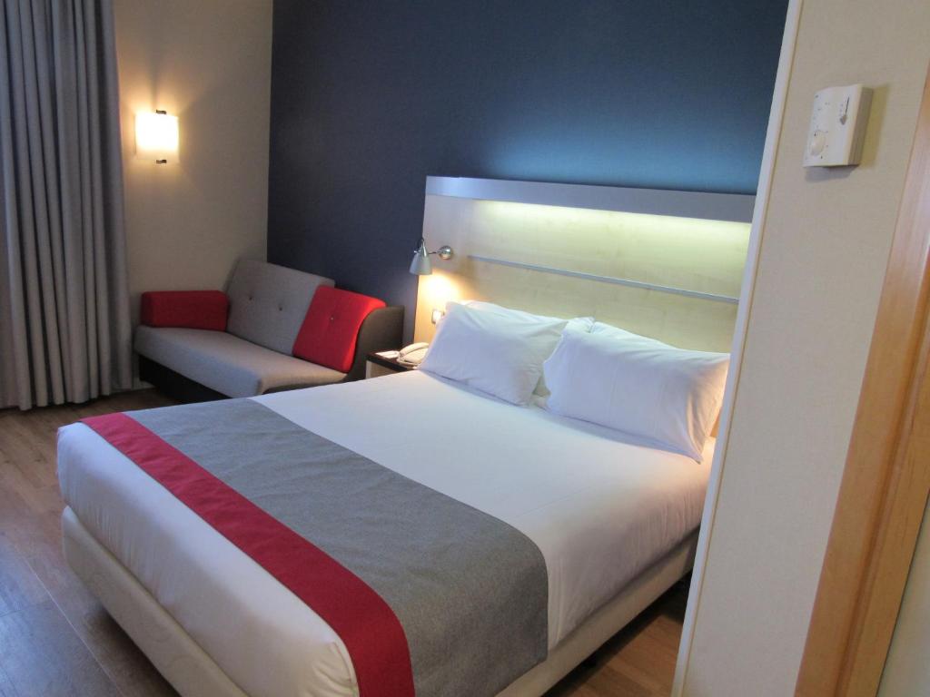 Holiday Inn Express Madrid-Alcorcón, an IHG Hotel, Alcorcón ...