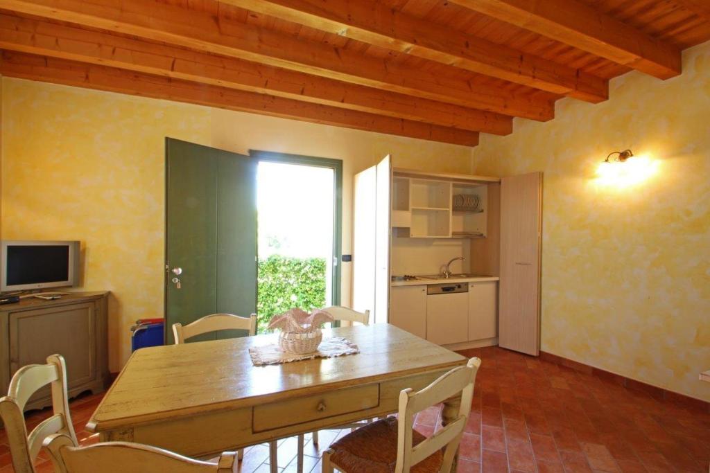 Kuchyň nebo kuchyňský kout v ubytování Cascina Le Preseglie