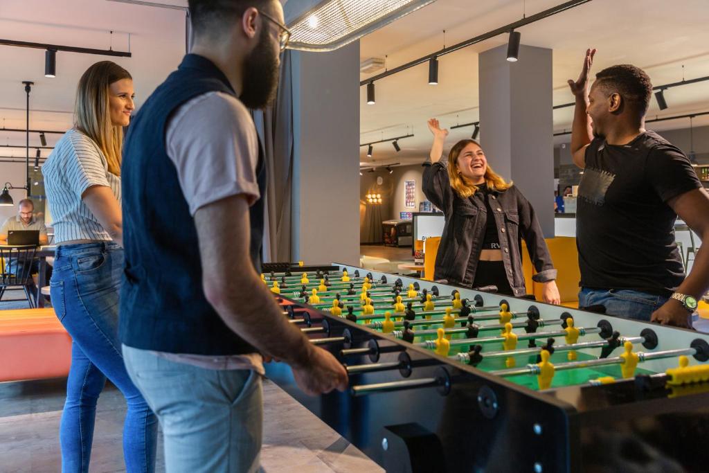 a&o Düsseldorf Hauptbahnhof - Resim 30