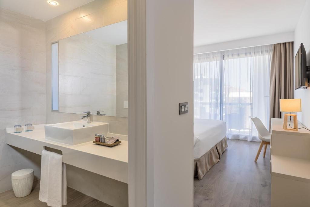 Occidental Fuengirola, Fuengirola – Updated 2023 Prices
