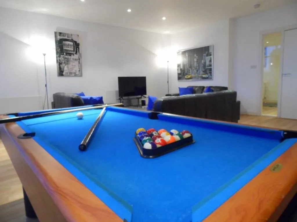 Modern 2-bedroom Apt near SSE Hydro and SEC, Glasgow, Marea Britanie