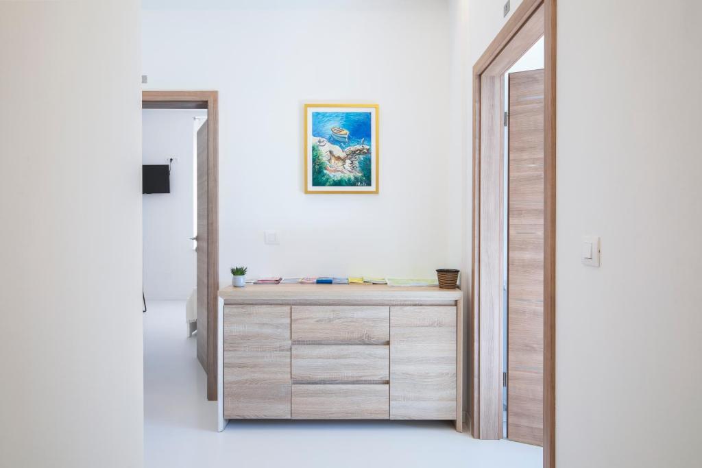 Twins Idola Apartments - 9