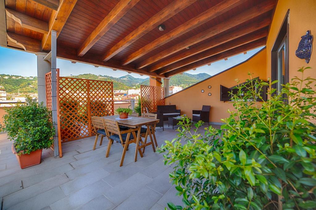 A balcony or terrace at Mansarda da Dani