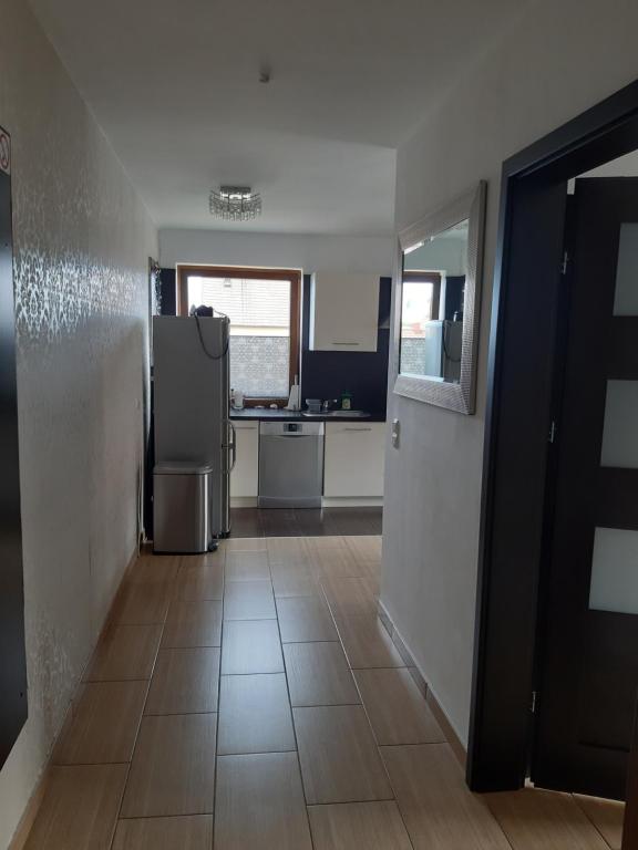 Kuchyňa alebo kuchynka v ubytovaní Apartament Piotr