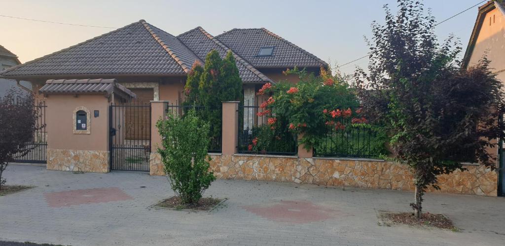 Budova, kde se ubytování v soukromí nachází