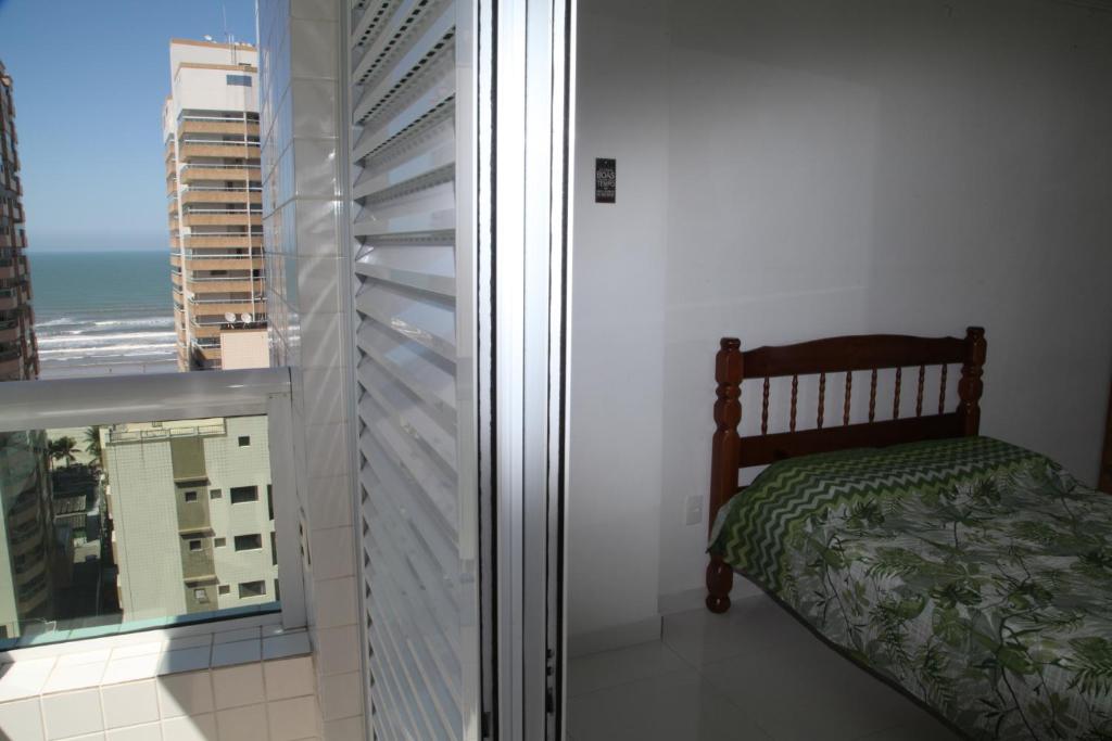  Aviação-Praia Grande/SP- 100m praia - imperdível