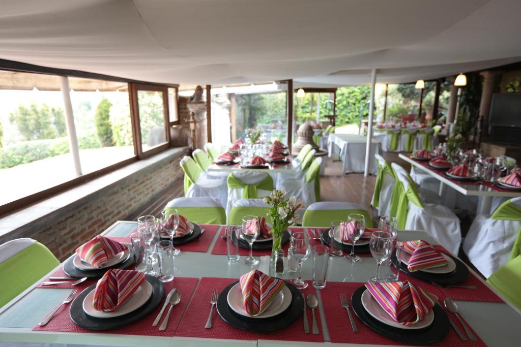 Restaurace v ubytování Casa de la Loma