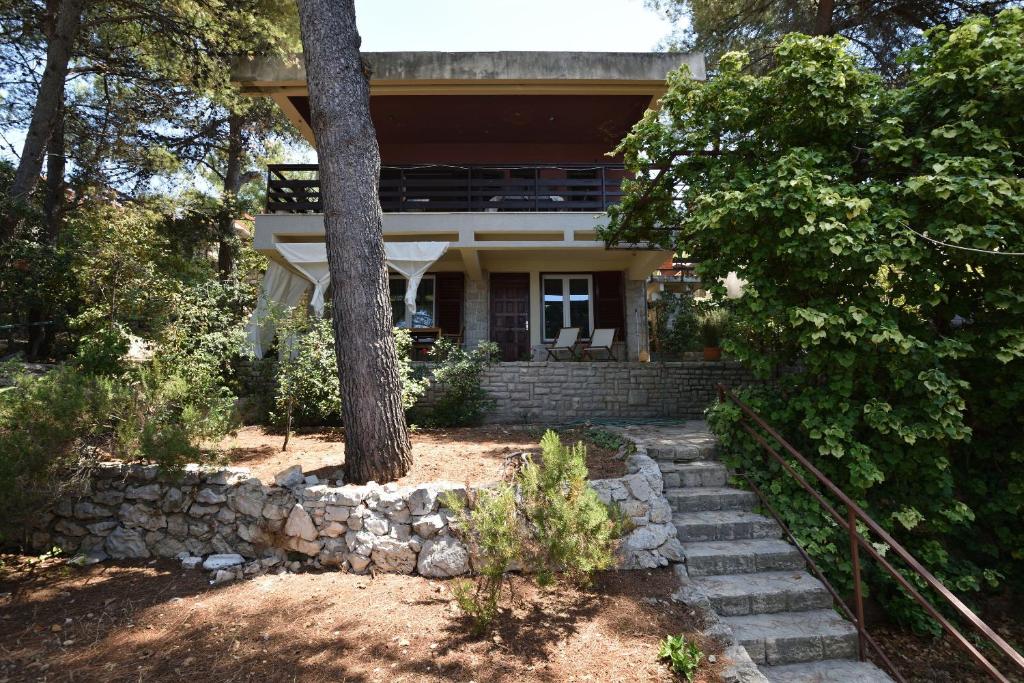 Apartment Seafront Tambaca