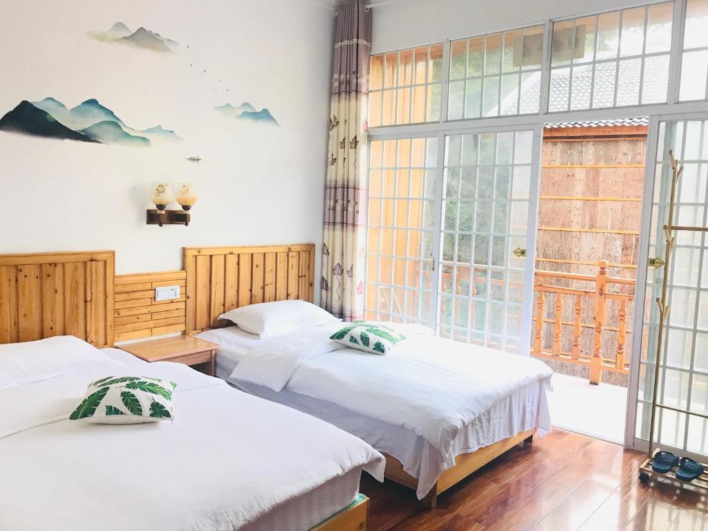 Tongfu Inn(In the National Park) - Suite De Seis Personas Con Balcón
