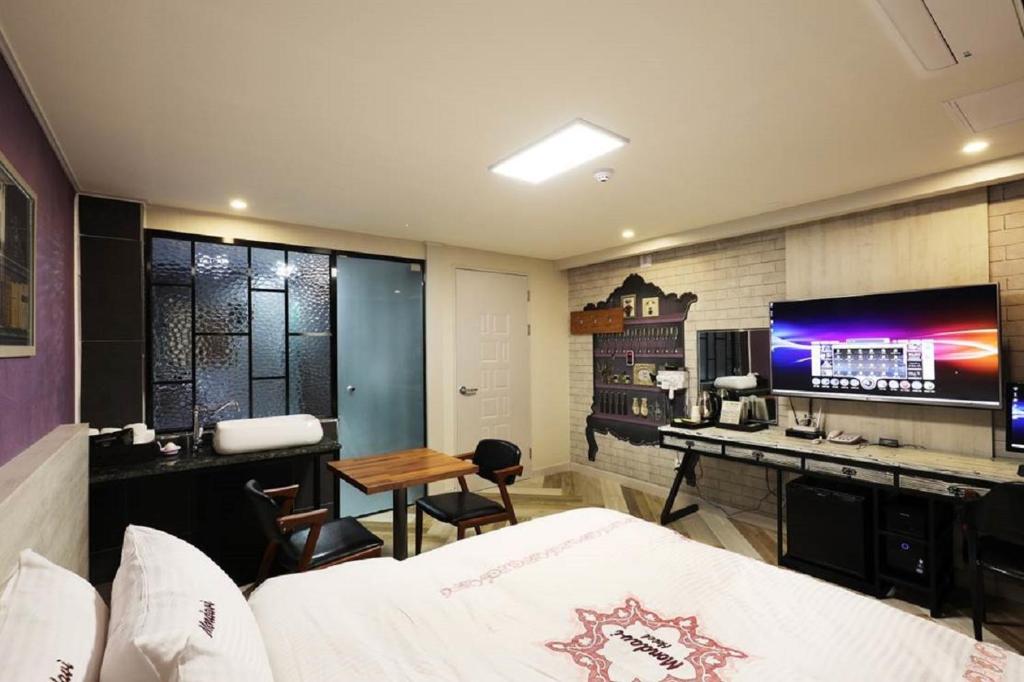Dapur atau dapur kecil di Hotel Mondavi